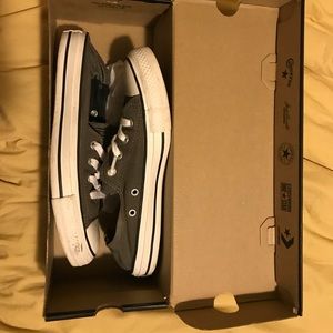 SZ 9 Charcoal Converse All Stars Chuck Taylor